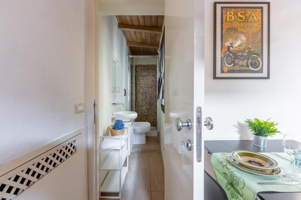 Musician Apartment Colosseo With Piano Roma Esterno foto